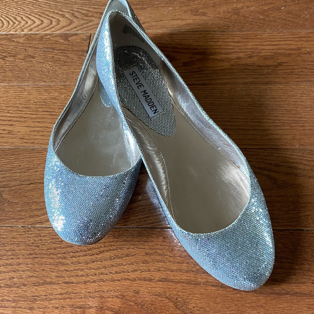 Steve Madden Silver Glitter Flats